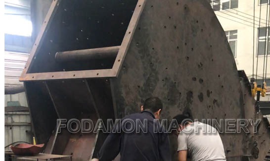 Large hammer crusher for limestone crushing 