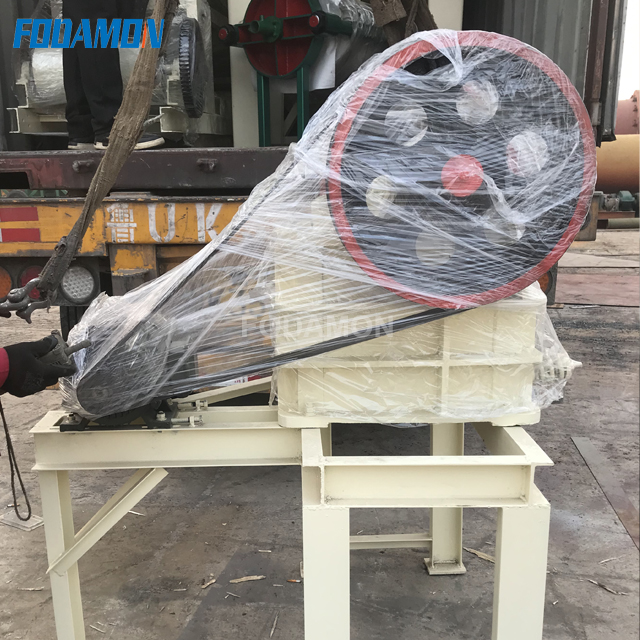 Mini jaw crusher in Manila